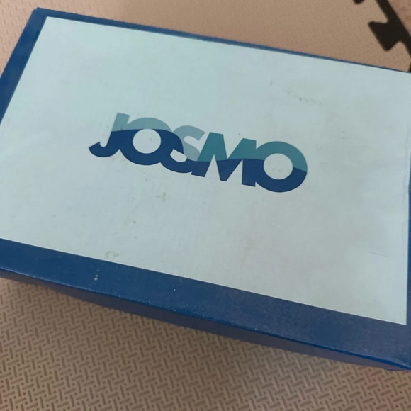 New in Box - Boys Black Dress Shoes Josmo size 12 - Picture 2 of 4